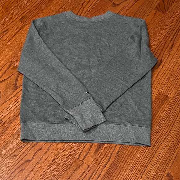 Champion Sweatshirt with unique design - Picture 3 of 6